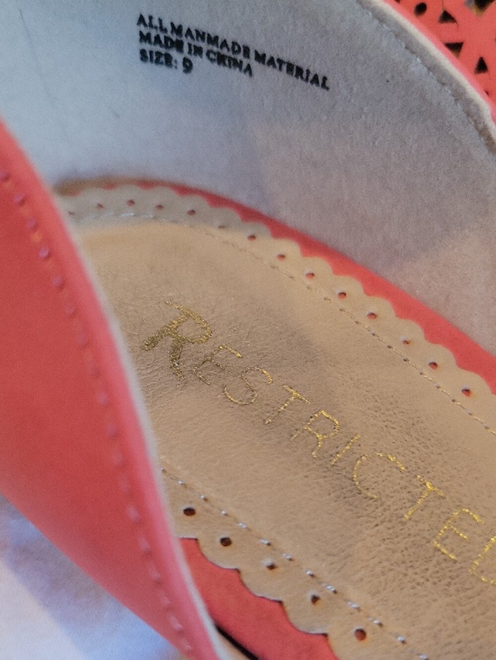 Restricted Women's Pointed D'Orsay Flats in Coral Pink Size 9 - Picture 2 of 8